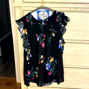 Old navy woman blouse large used